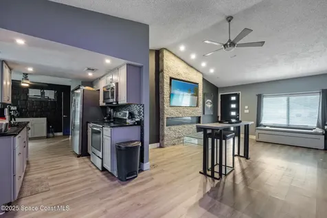 258 Emerson Drive NW Palm Bay FL 32907