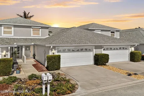 837 Poinsetta Drive Indian Harbour Beach FL 32937