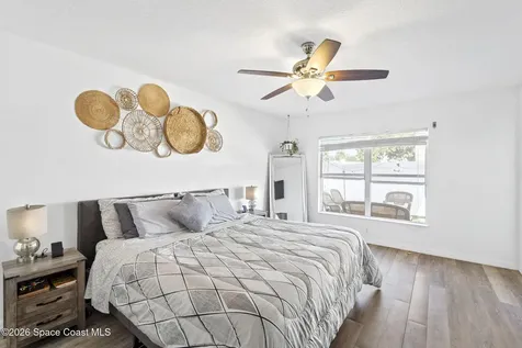 837 Poinsetta Drive Indian Harbour Beach FL 32937