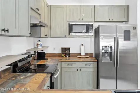 837 Poinsetta Drive Indian Harbour Beach FL 32937