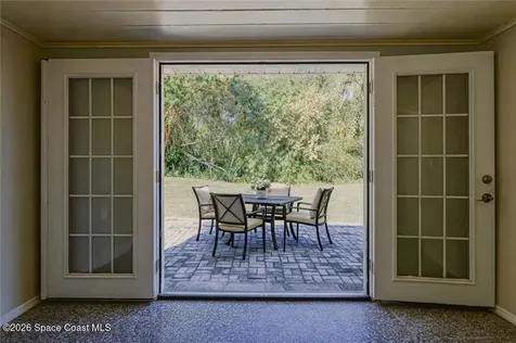 2049 50th Avenue Vero Beach FL 32966