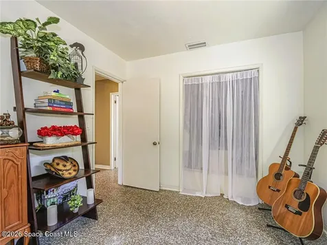 2049 50th Avenue Vero Beach FL 32966