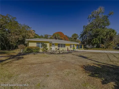 2049 50th Avenue Vero Beach FL 32966