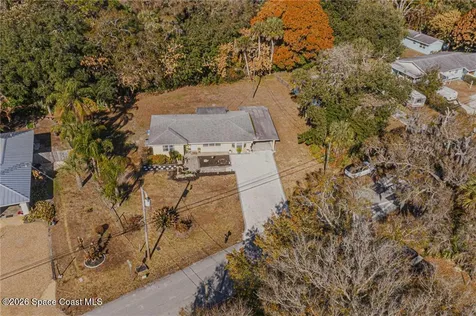 2049 50th Avenue Vero Beach FL 32966