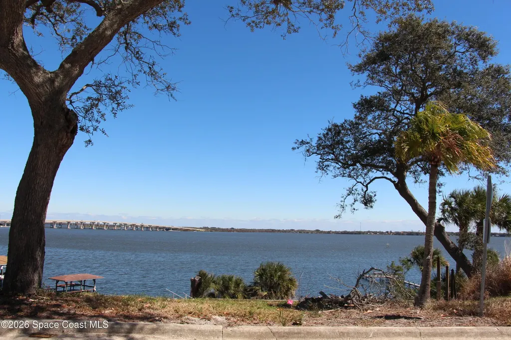 2514 N Indian River Drive Cocoa FL 32922