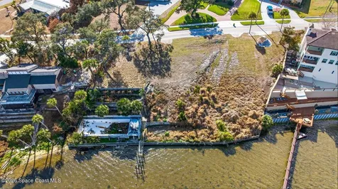 2514 N Indian River Drive Cocoa FL 32922