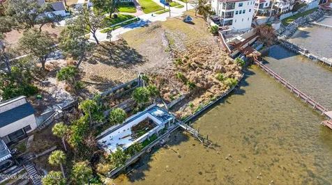 2514 N Indian River Drive Cocoa FL 32922
