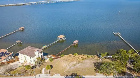 2514 N Indian River Drive Cocoa FL 32922