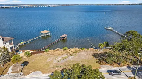 2514 N Indian River Drive Cocoa FL 32922