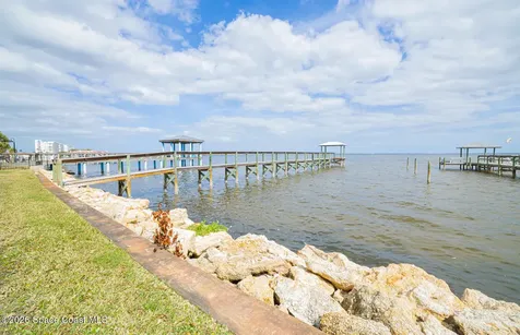 527 Indian River Avenue Titusville FL 32796