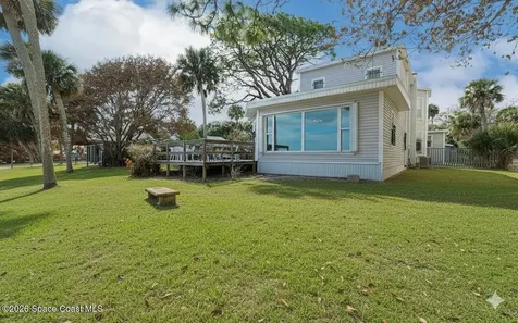 527 Indian River Avenue Titusville FL 32796