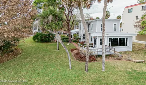527 Indian River Avenue Titusville FL 32796
