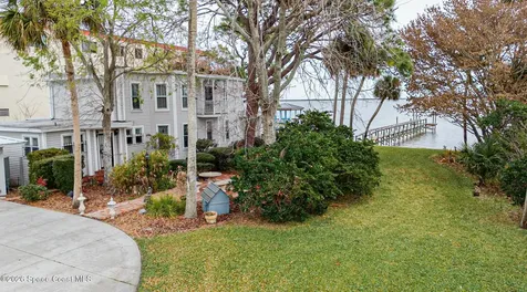 527 Indian River Avenue Titusville FL 32796