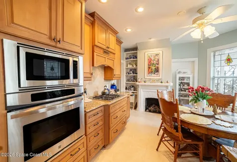 527 Indian River Avenue Titusville FL 32796