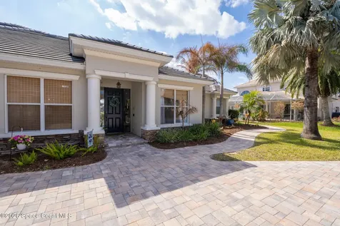 165 Island View Drive Indian Harbour Beach FL 32937