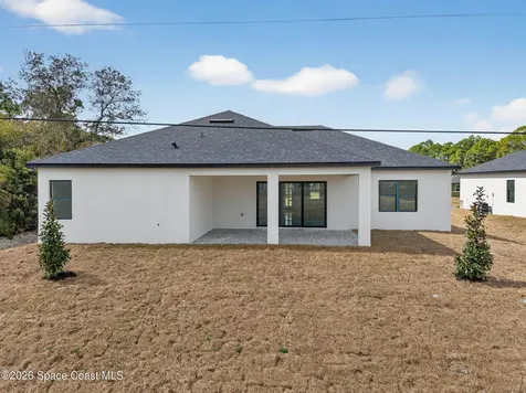 1482 Hayworth Circle NW Palm Bay FL 32907