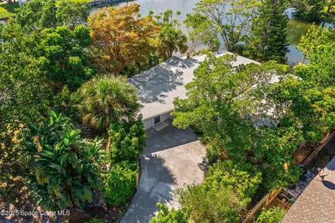 124 Aucila Road Cocoa Beach FL 32931