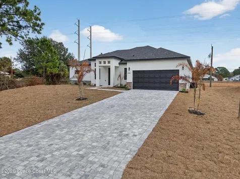 1486 Hayworth Circle NW Palm Bay FL 32907