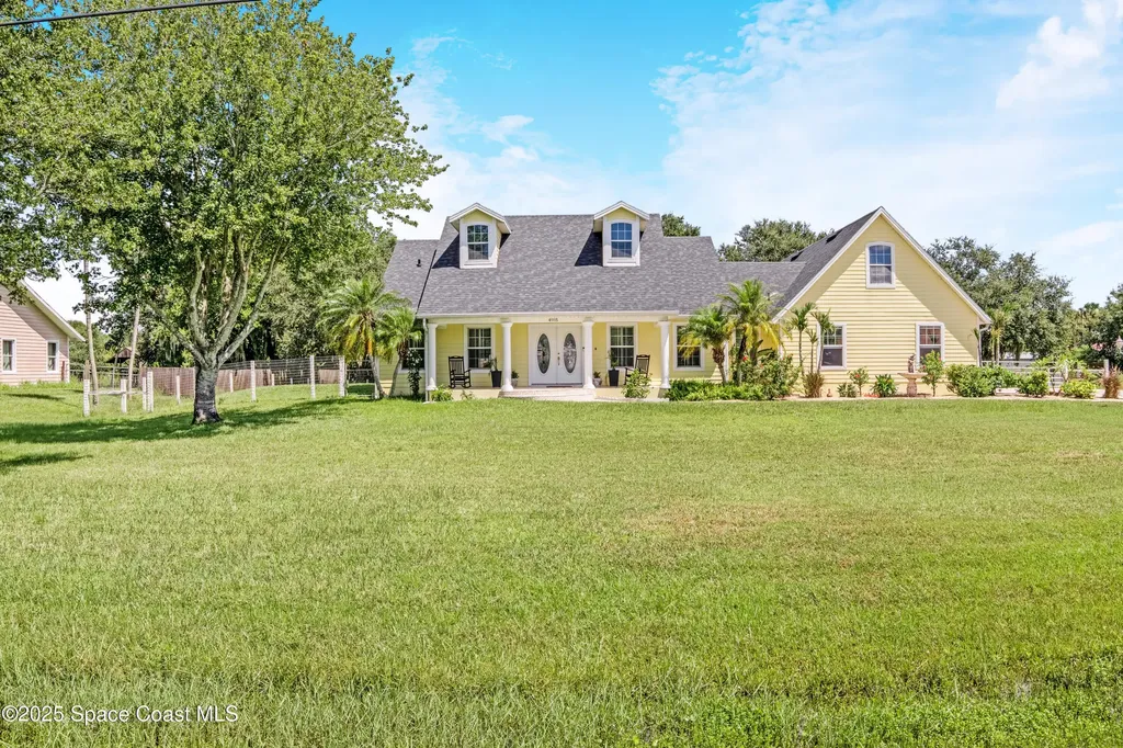 4985 Hamlin Circle Mims FL 32754
