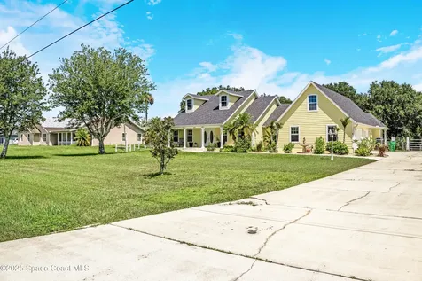 4985 Hamlin Circle Mims FL 32754