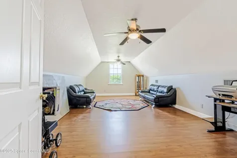 4985 Hamlin Circle Mims FL 32754