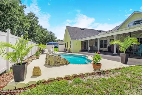 4985 Hamlin Circle Mims FL 32754
