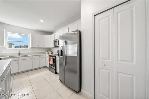 1950 Diablo Circle SW Palm Bay FL 32908