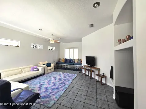 382 Carmel Drive Melbourne FL 32940