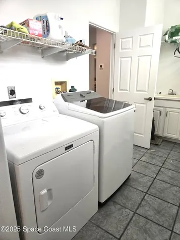 382 Carmel Drive Melbourne FL 32940
