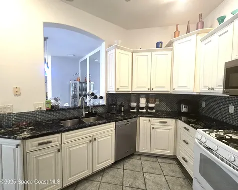 382 Carmel Drive Melbourne FL 32940