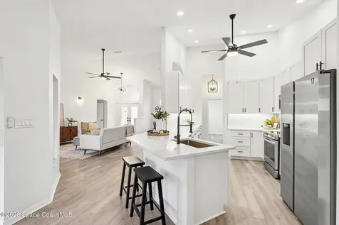 560 Fiedler Street NE Palm Bay FL 32907