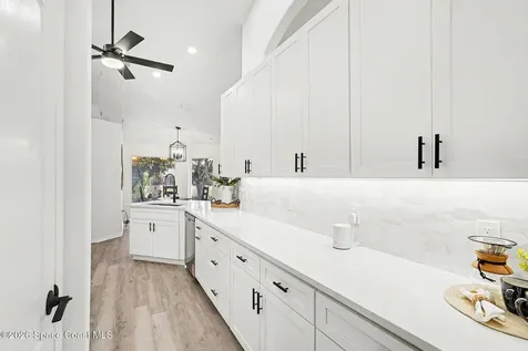 560 Fiedler Street NE Palm Bay FL 32907