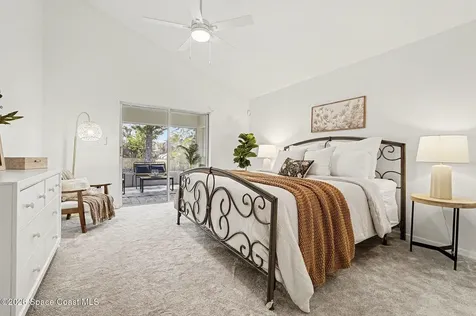 560 Fiedler Street NE Palm Bay FL 32907
