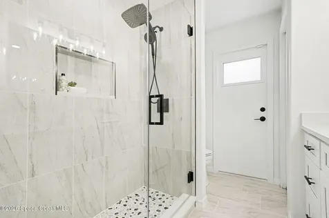 560 Fiedler Street NE Palm Bay FL 32907