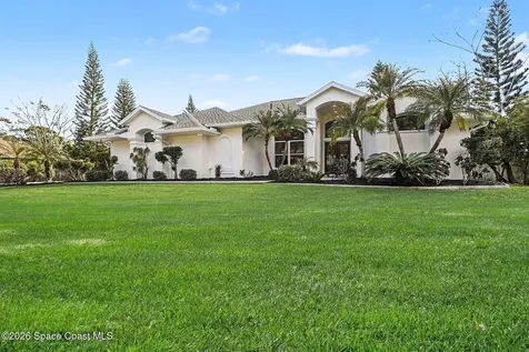 560 Fiedler Street NE Palm Bay FL 32907