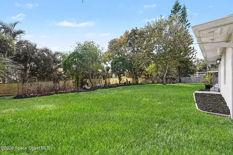 560 Fiedler Street NE Palm Bay FL 32907