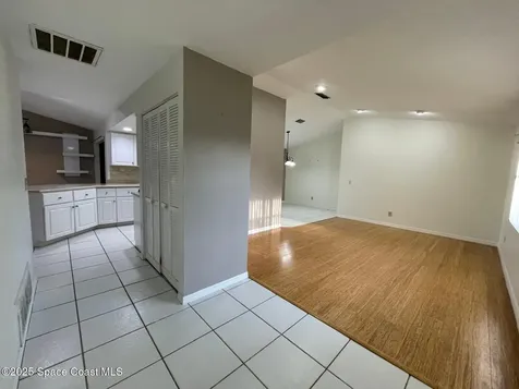 309 Bardmoor Lane Melbourne FL 32940