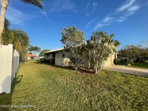 309 Bardmoor Lane Melbourne FL 32940