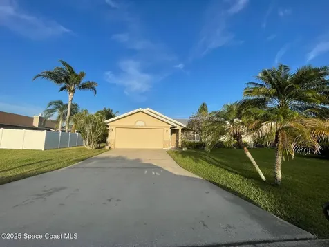 309 Bardmoor Lane Melbourne FL 32940