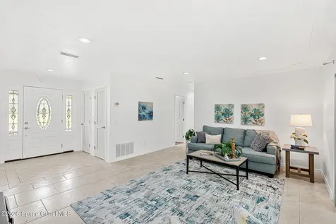 135 Oakledge Drive Rockledge FL 32955