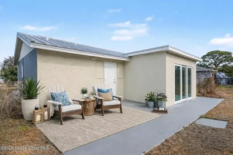 1341 Cindy Circle NE Palm Bay FL 32905