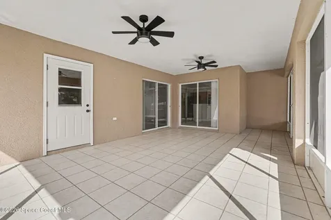 580 Fiedler Street NE Palm Bay FL 32907