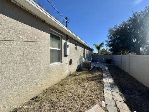 181 Del Monte Street NE Palm Bay FL 32907