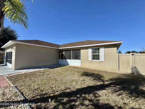 181 Del Monte Street NE Palm Bay FL 32907