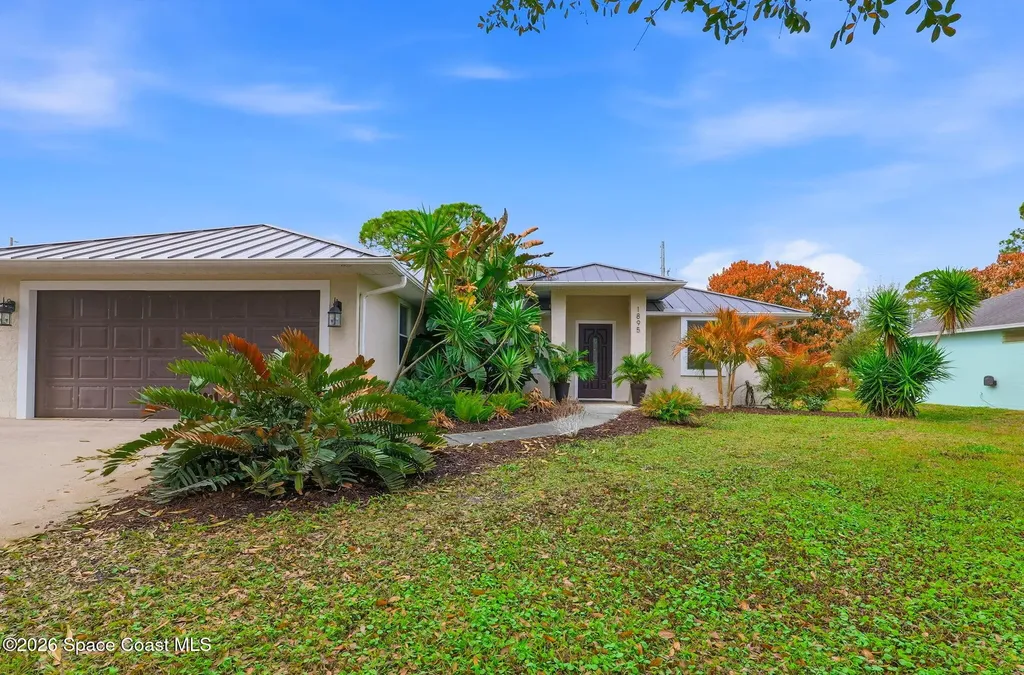 1895 17th Avenue SW Vero Beach FL 32962