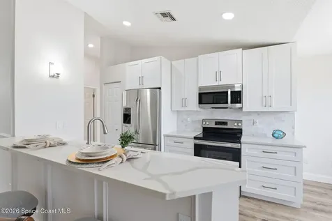 1895 17th Avenue SW Vero Beach FL 32962
