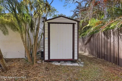 2569 Kingsmill Avenue Melbourne FL 32934