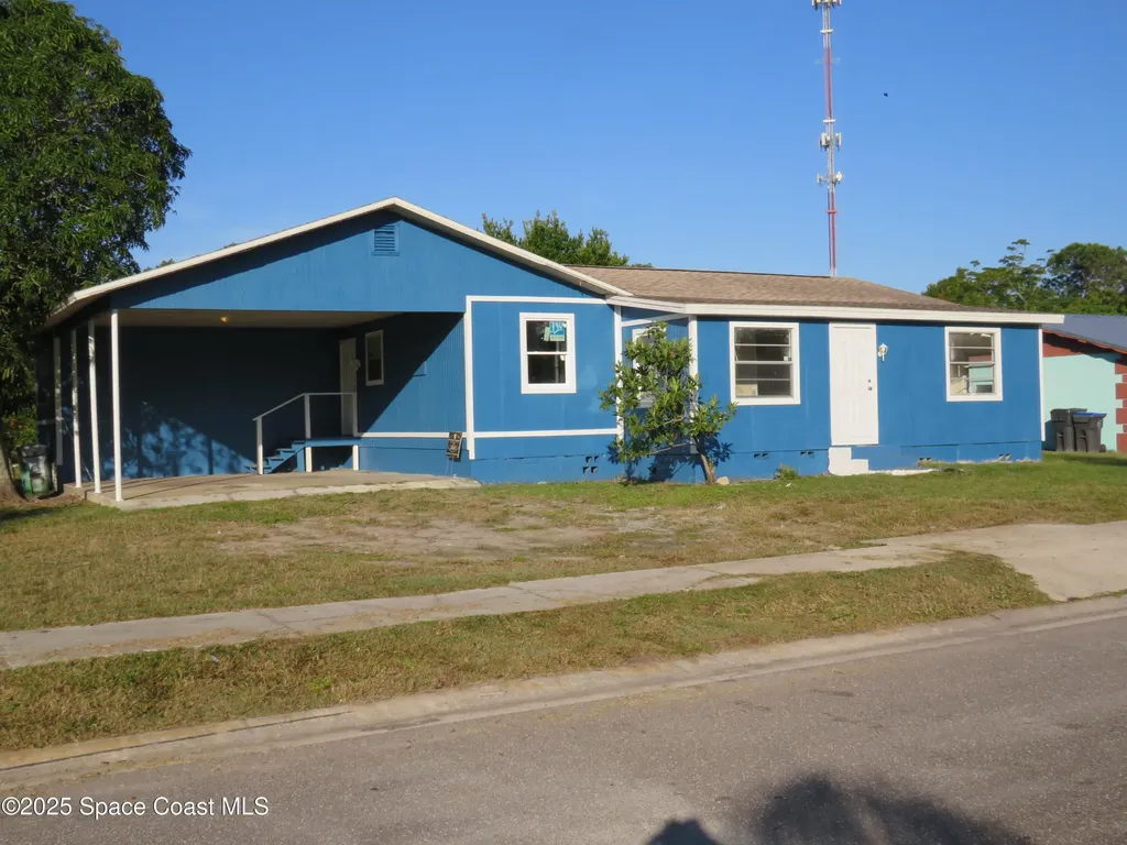 1690 Elizabeth Avenue Titusville FL 32780