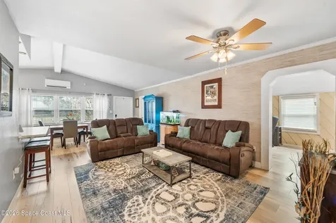 251 Avenida Del Sol Indialantic FL 32903