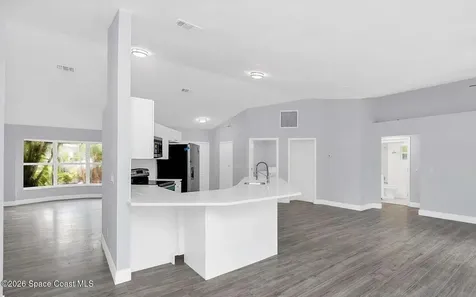 614 Elmont Street NW Palm Bay FL 32907